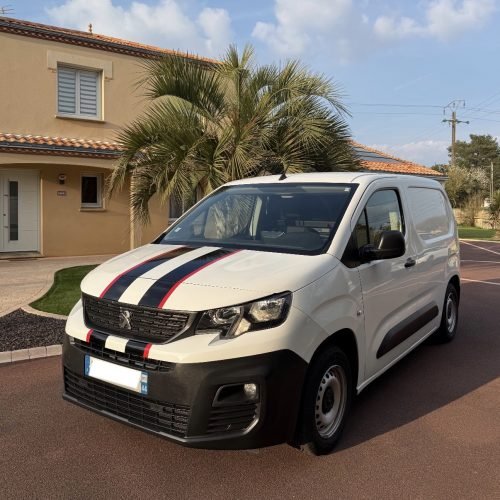 Camion nettoyage à domicile nantes