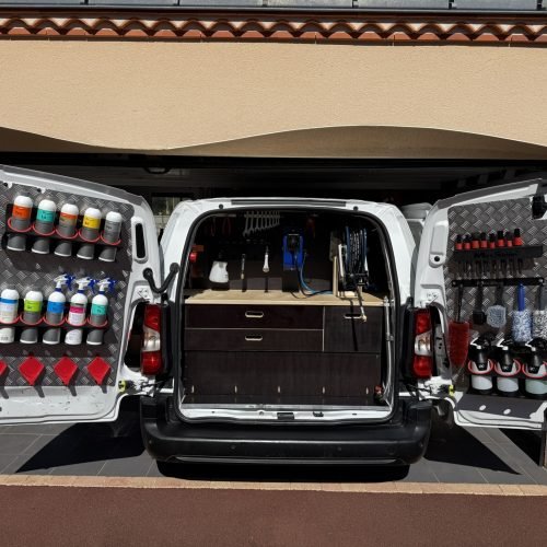 Camion nettoyage à domicile Nantes